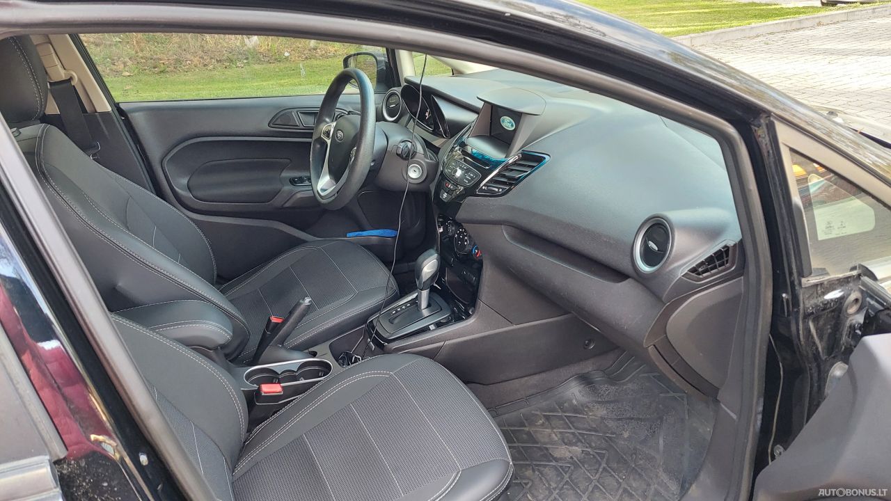 Ford Fiesta | 7