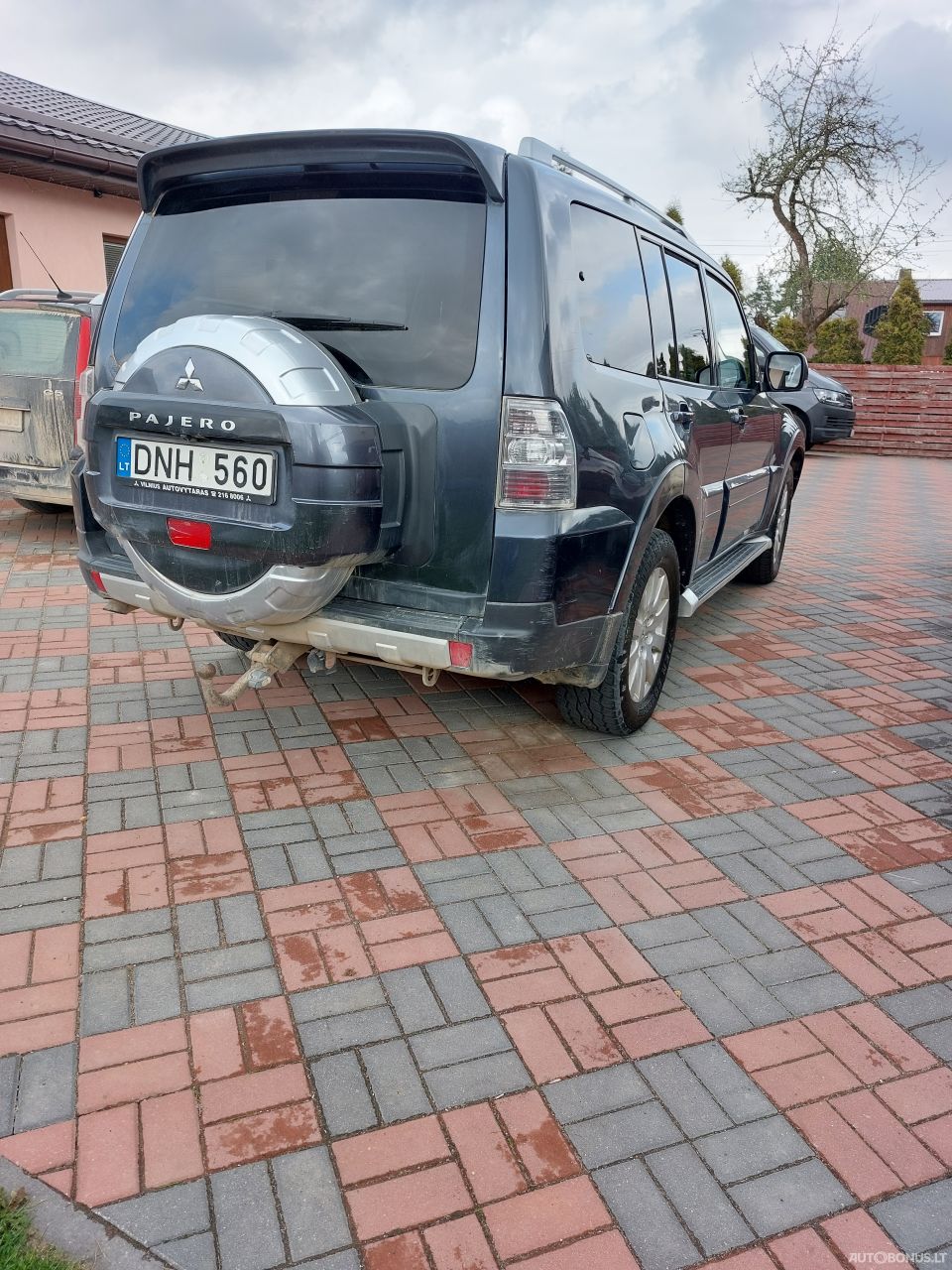 Mitsubishi Pajero | 3