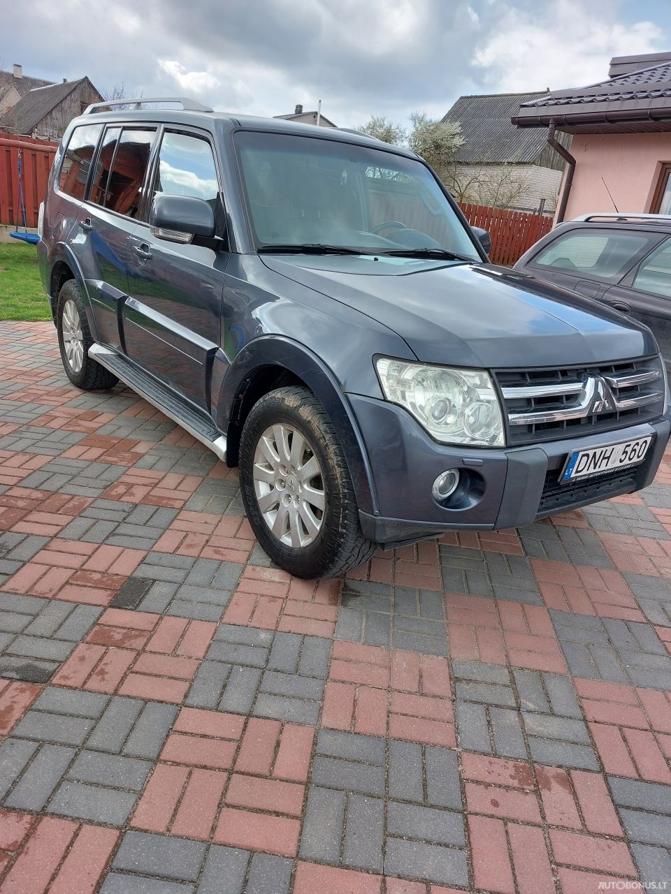 Mitsubishi Pajero | 4
