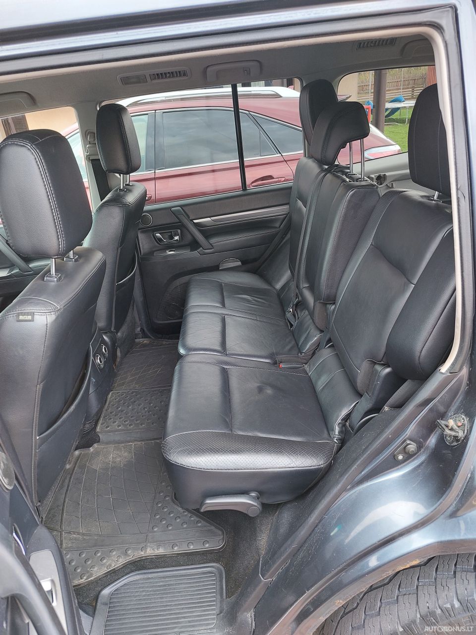 Mitsubishi Pajero | 6