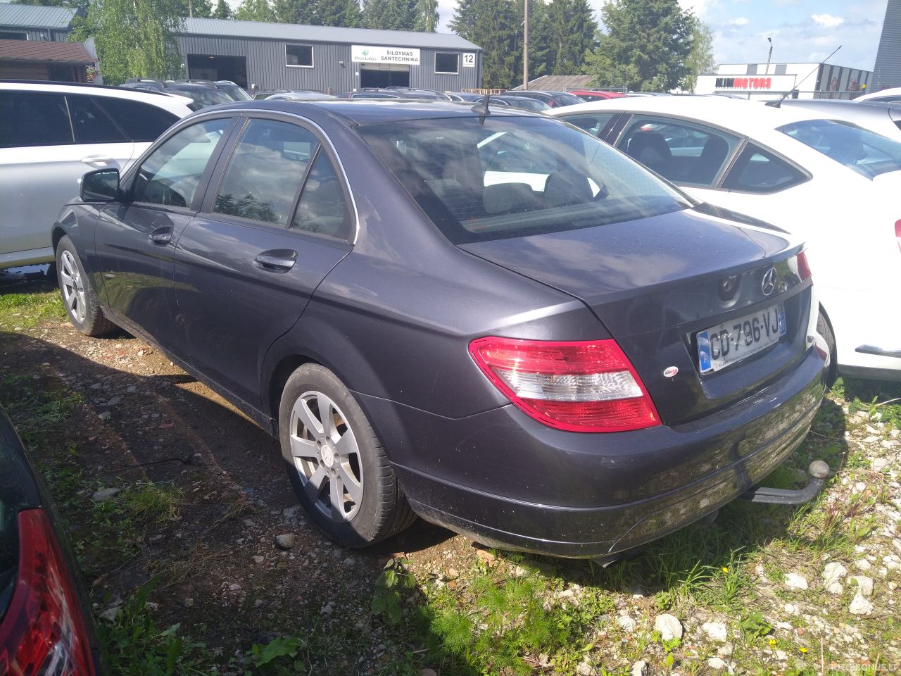 Mercedes-Benz C200 | 2