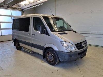 Mercedes-Benz Sprinter | 2