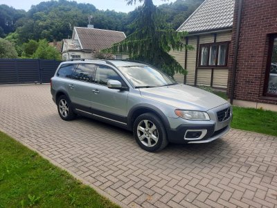 Volvo XC70 | 1