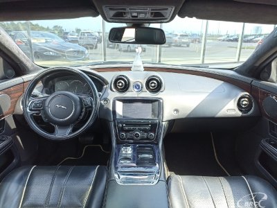 Jaguar XJ | 2