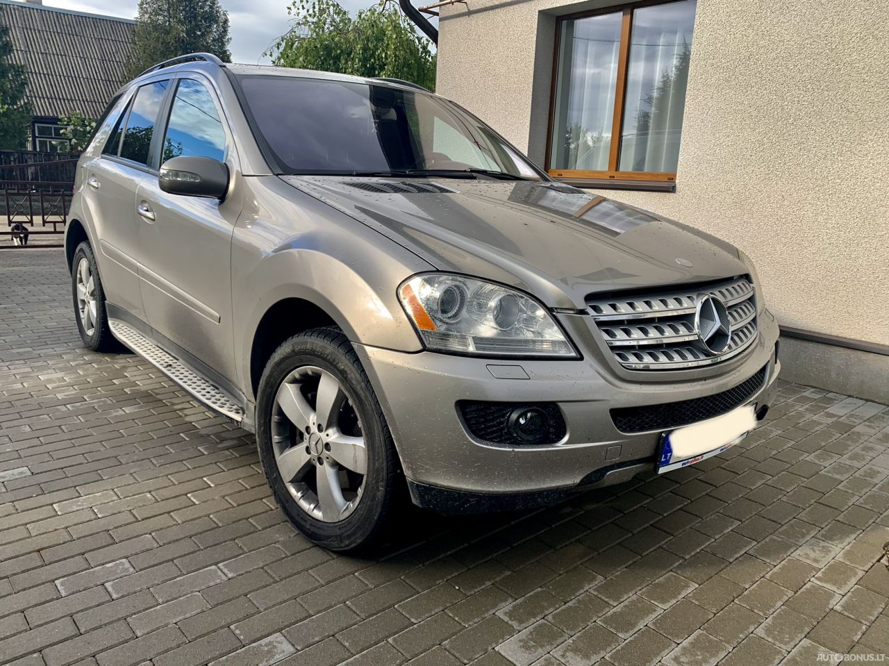 Mercedes-Benz ML500 | 1