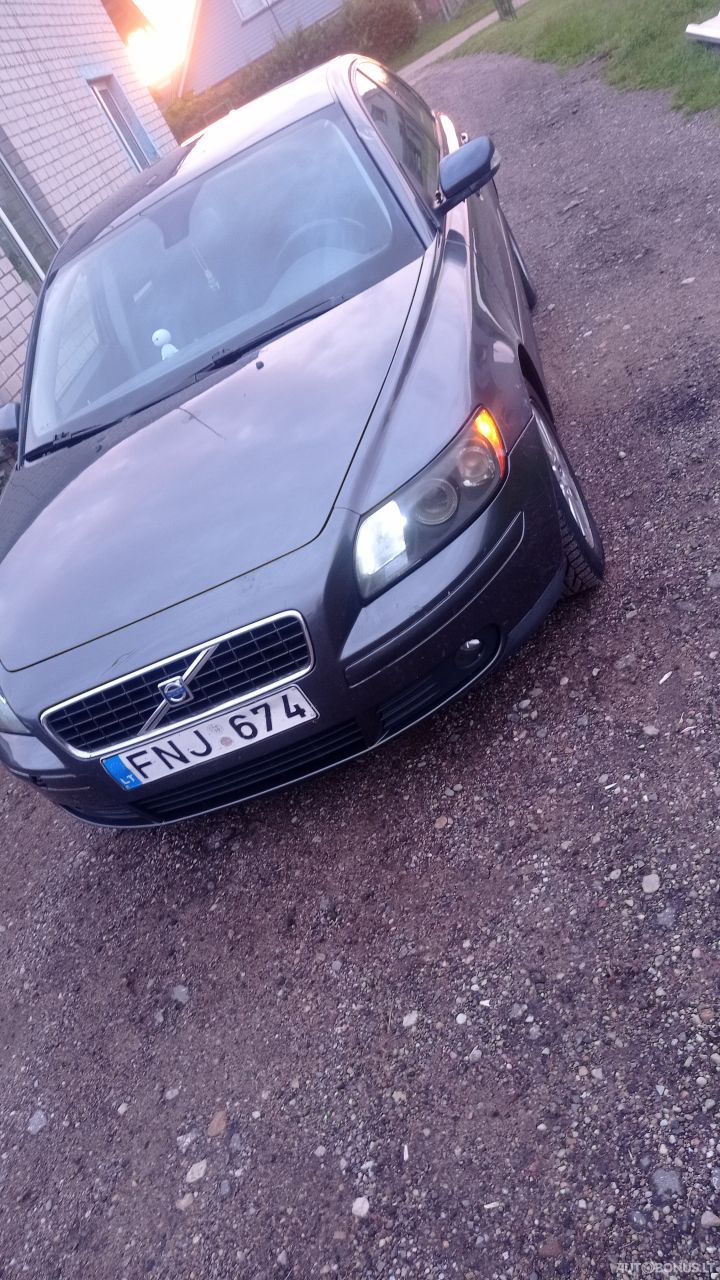 Volvo S40 | 4