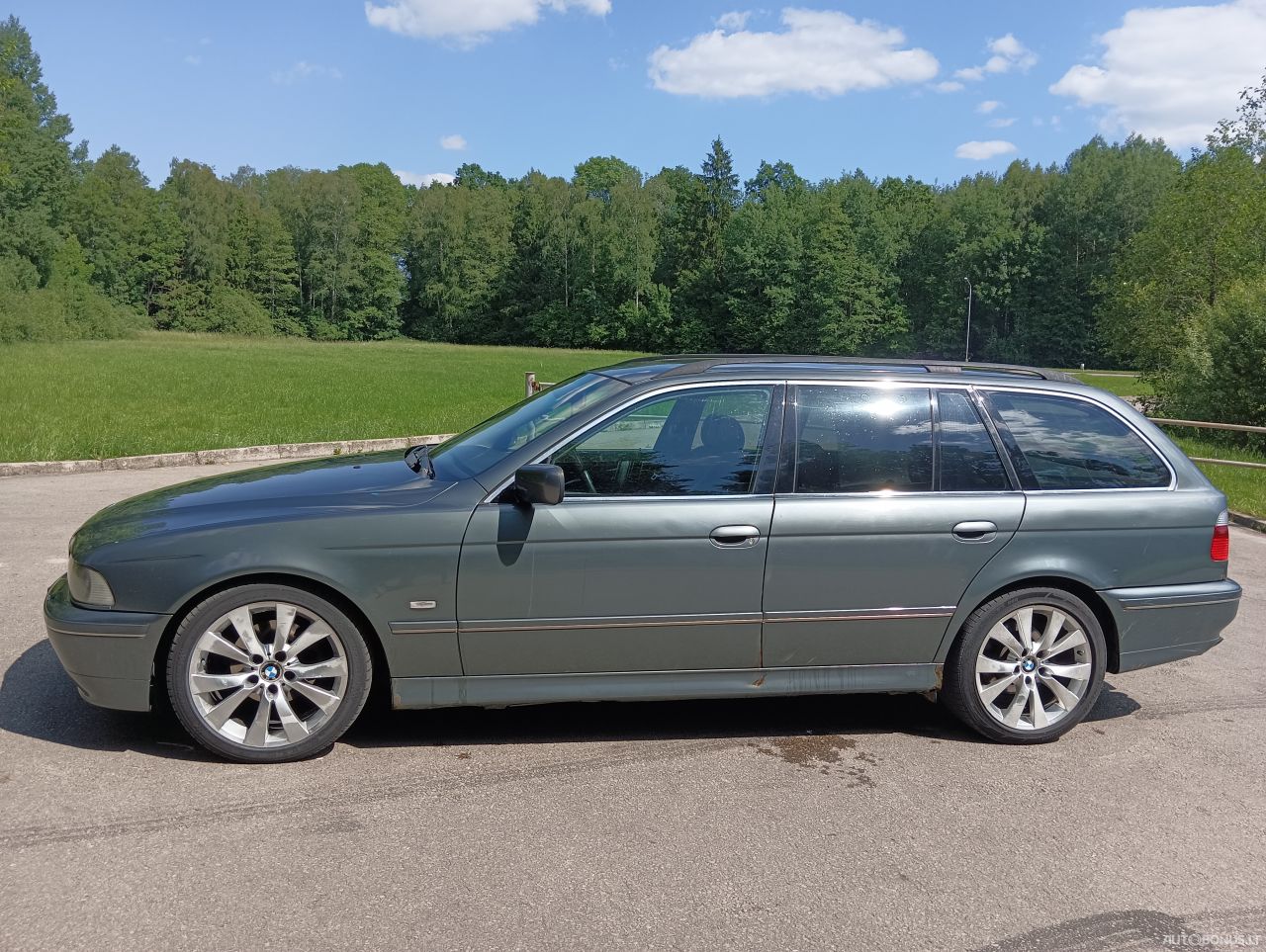 BMW 525 | 4