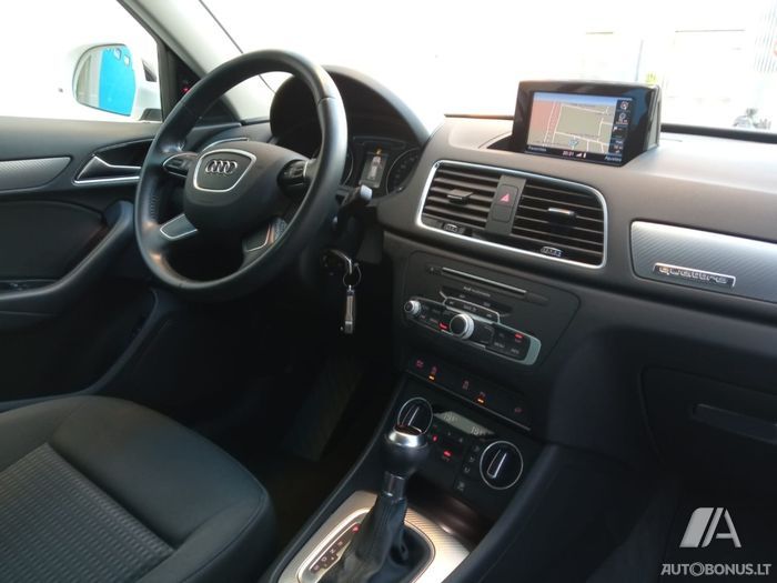 Audi Q3 | 6