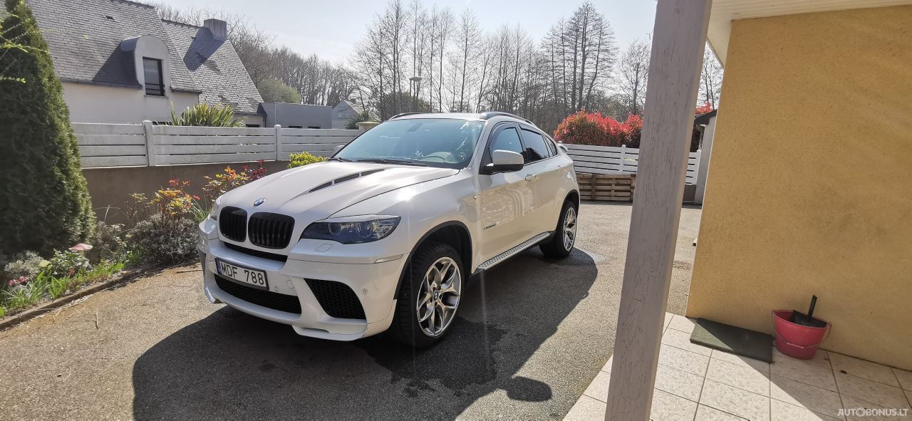 BMW X6 | 4