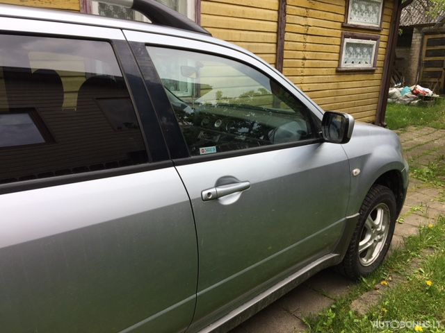 Mitsubishi Outlander | 6