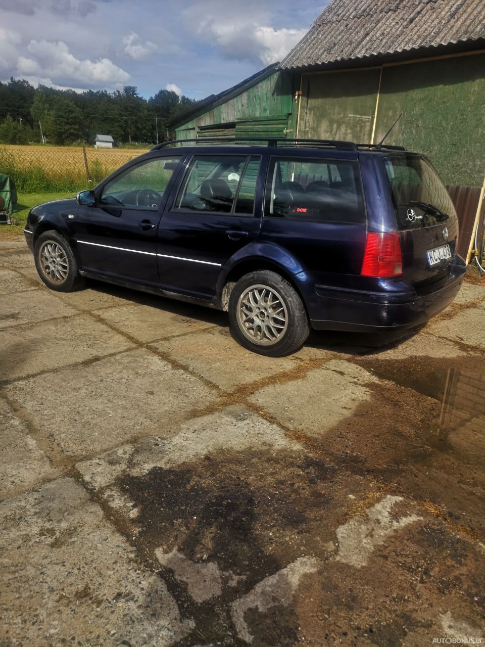 Volkswagen Golf | 3