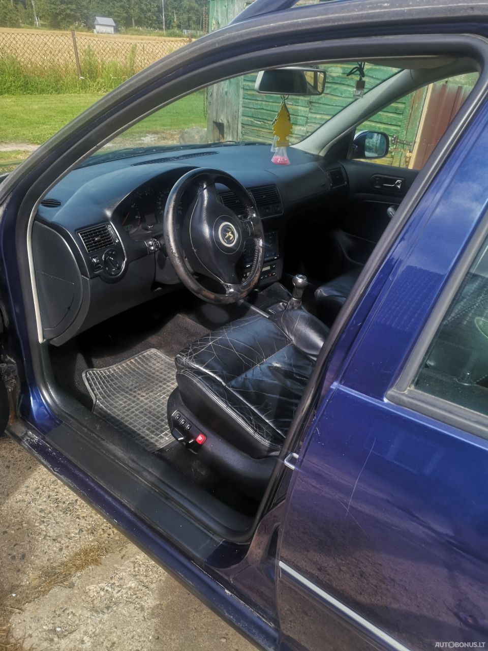 Volkswagen Golf | 6