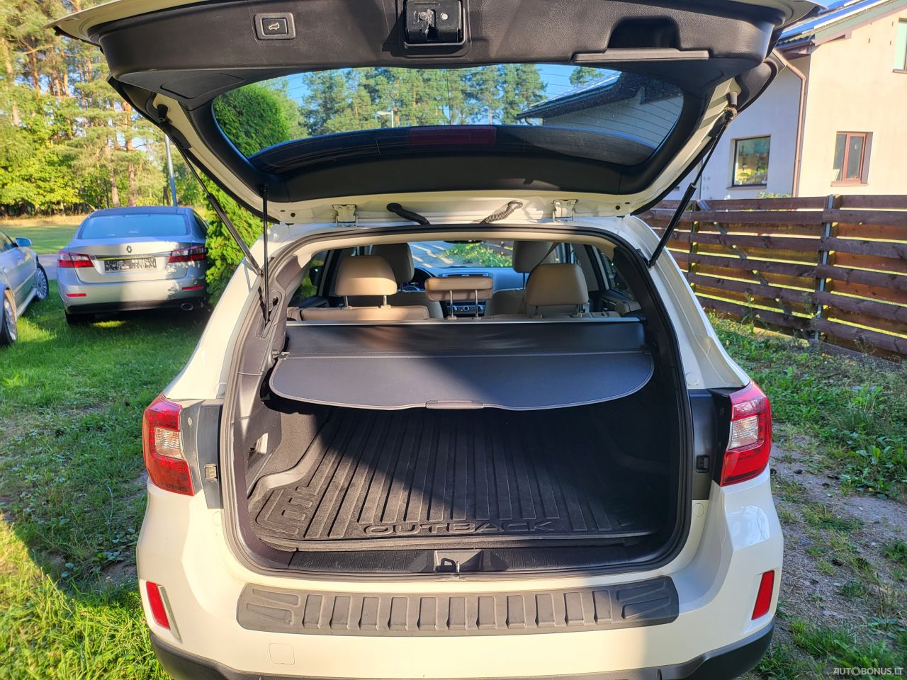 Subaru Outback | 12