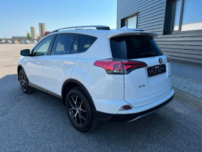Toyota RAV4 | 3