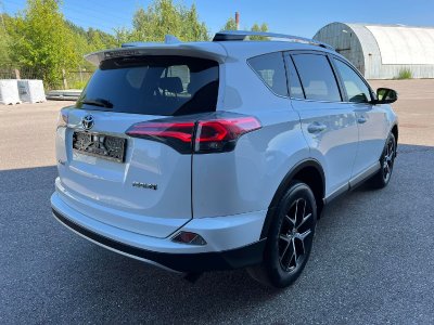 Toyota RAV4 | 1