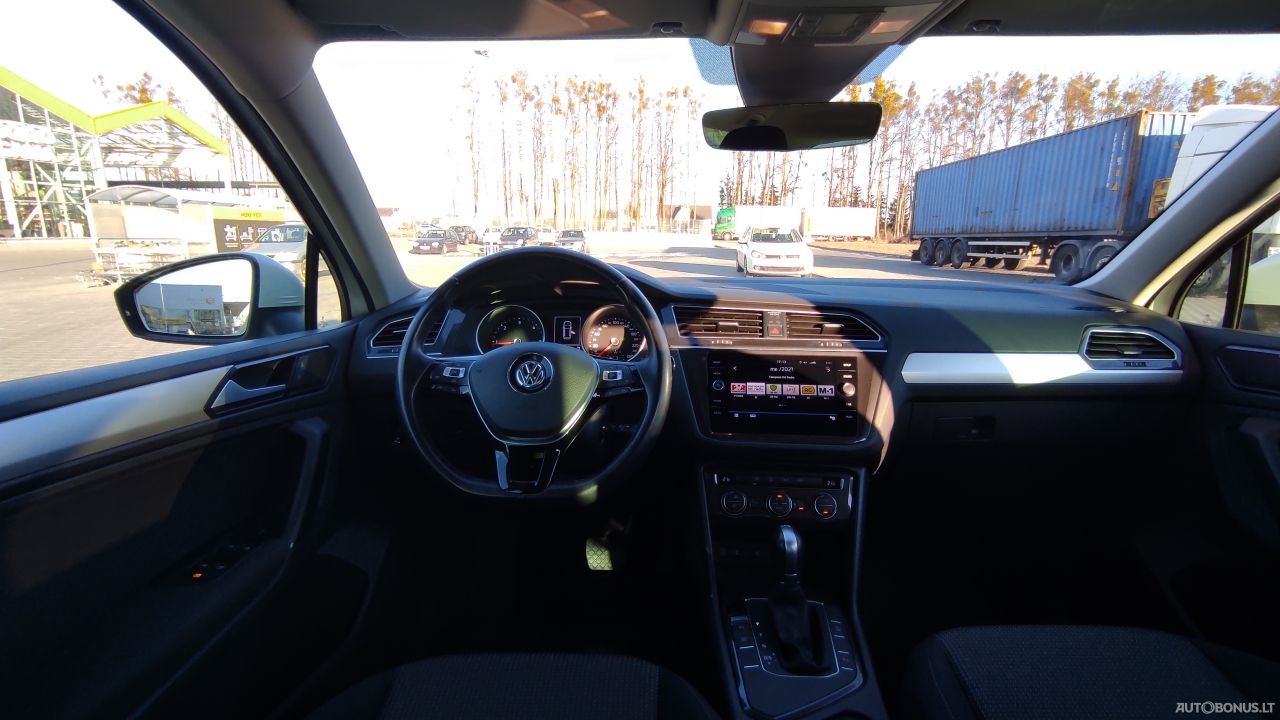 Volkswagen Tiguan | 3