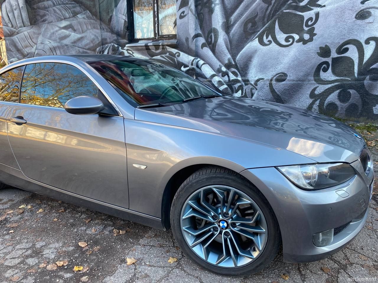 BMW 330 | 7