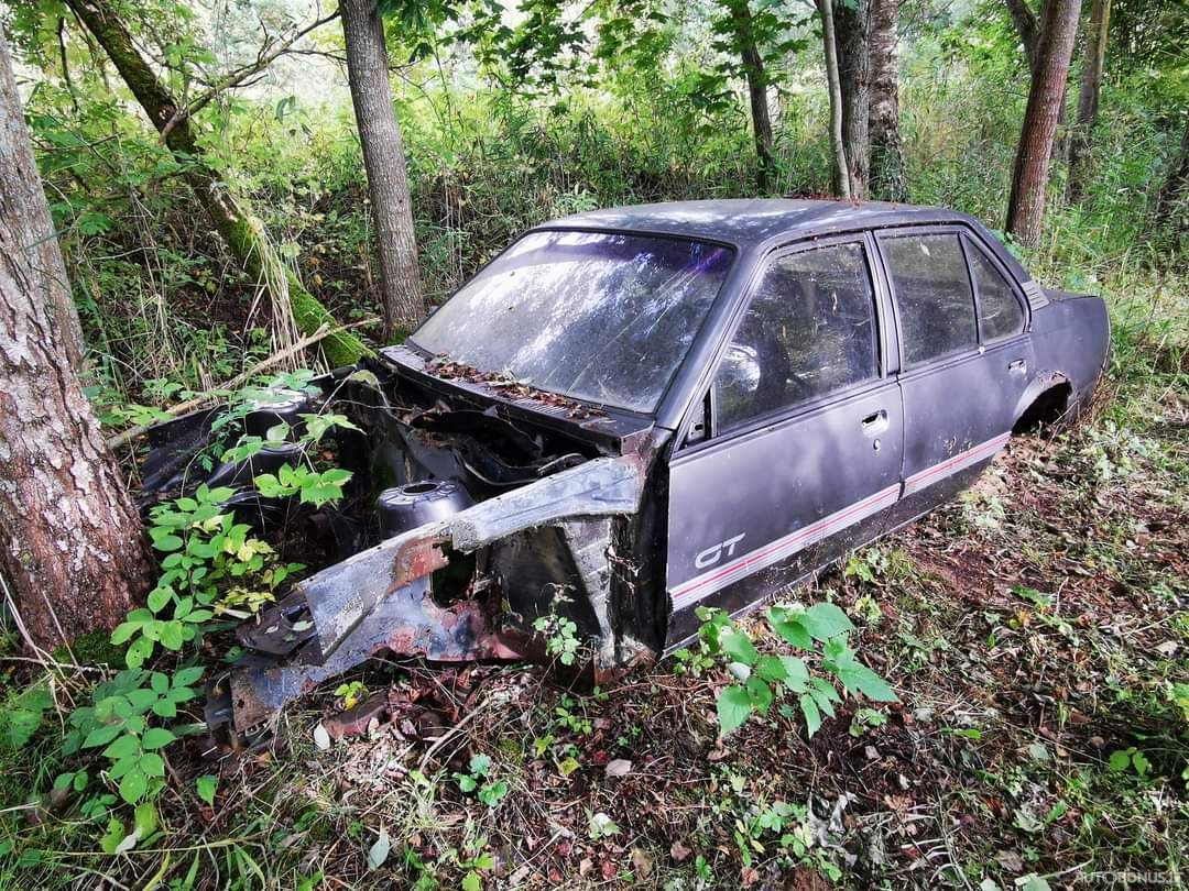 Opel Ascona | 1