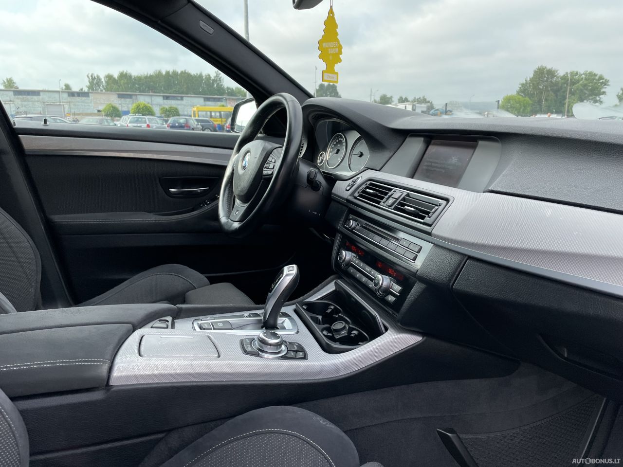 BMW 520 | 25