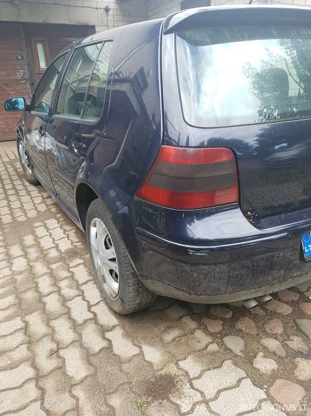 Volkswagen Golf | 3