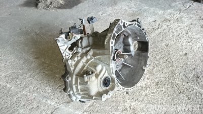 Nissan Primera, Хэтчбек