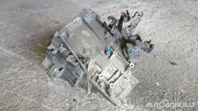 Nissan Primera, Хэтчбек | 3