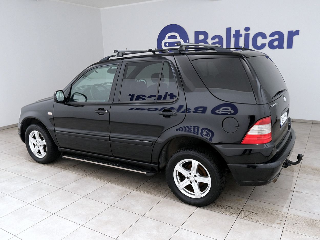 Mercedes-Benz ML320 | 3