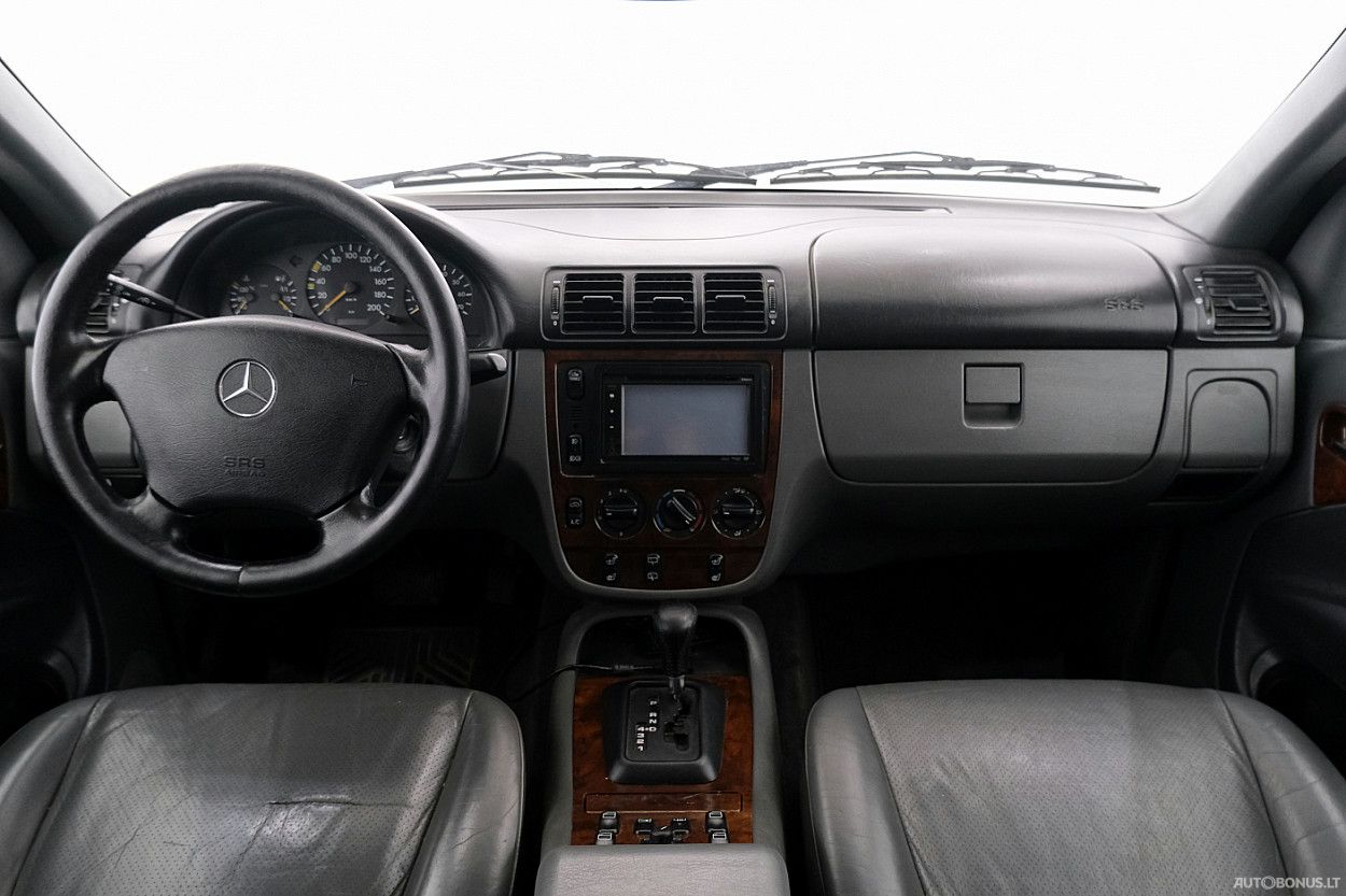 Mercedes-Benz ML320 | 4