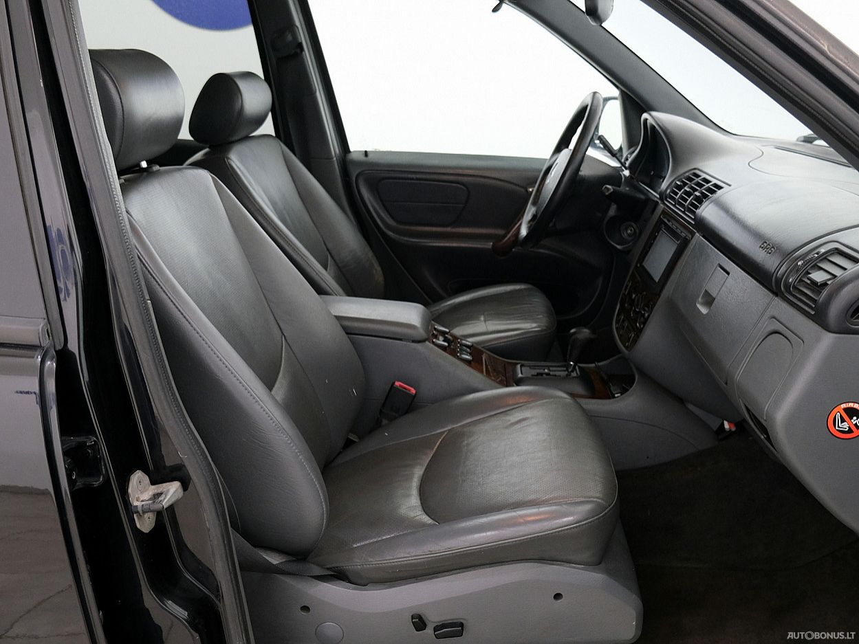 Mercedes-Benz ML320 | 5