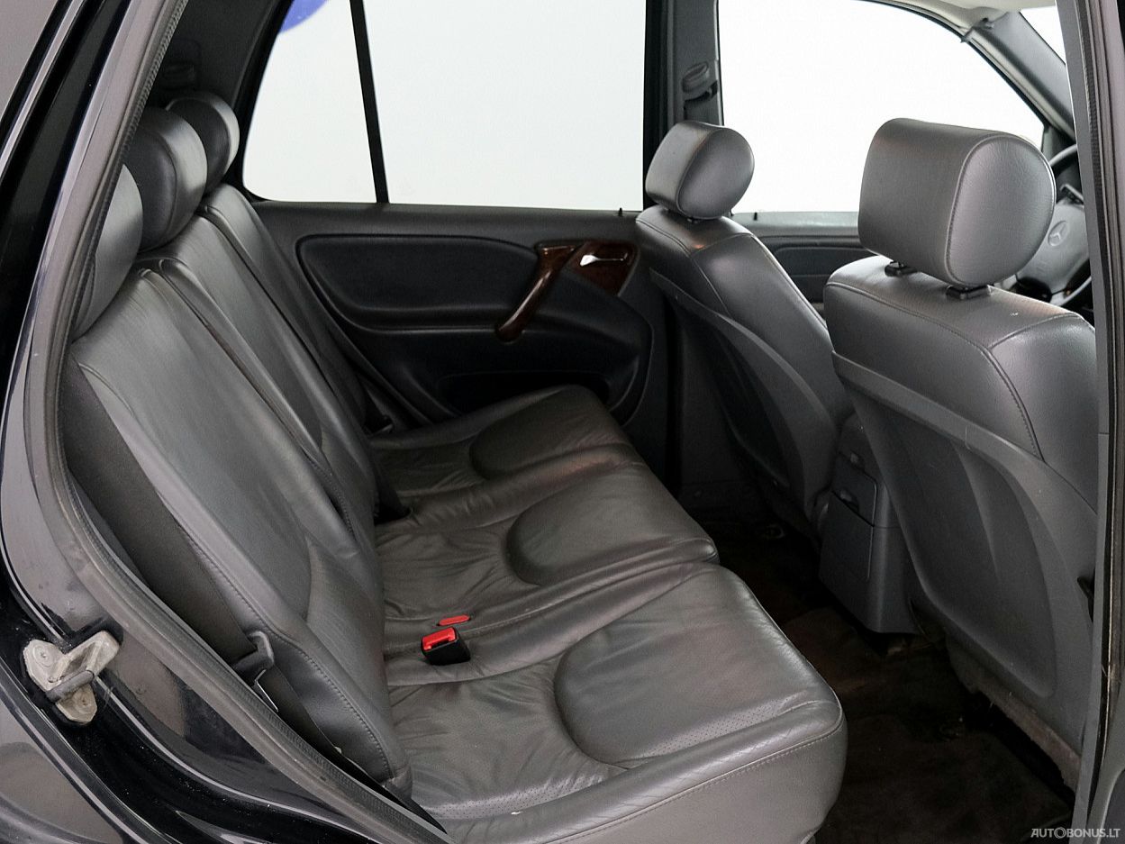 Mercedes-Benz ML320 | 6