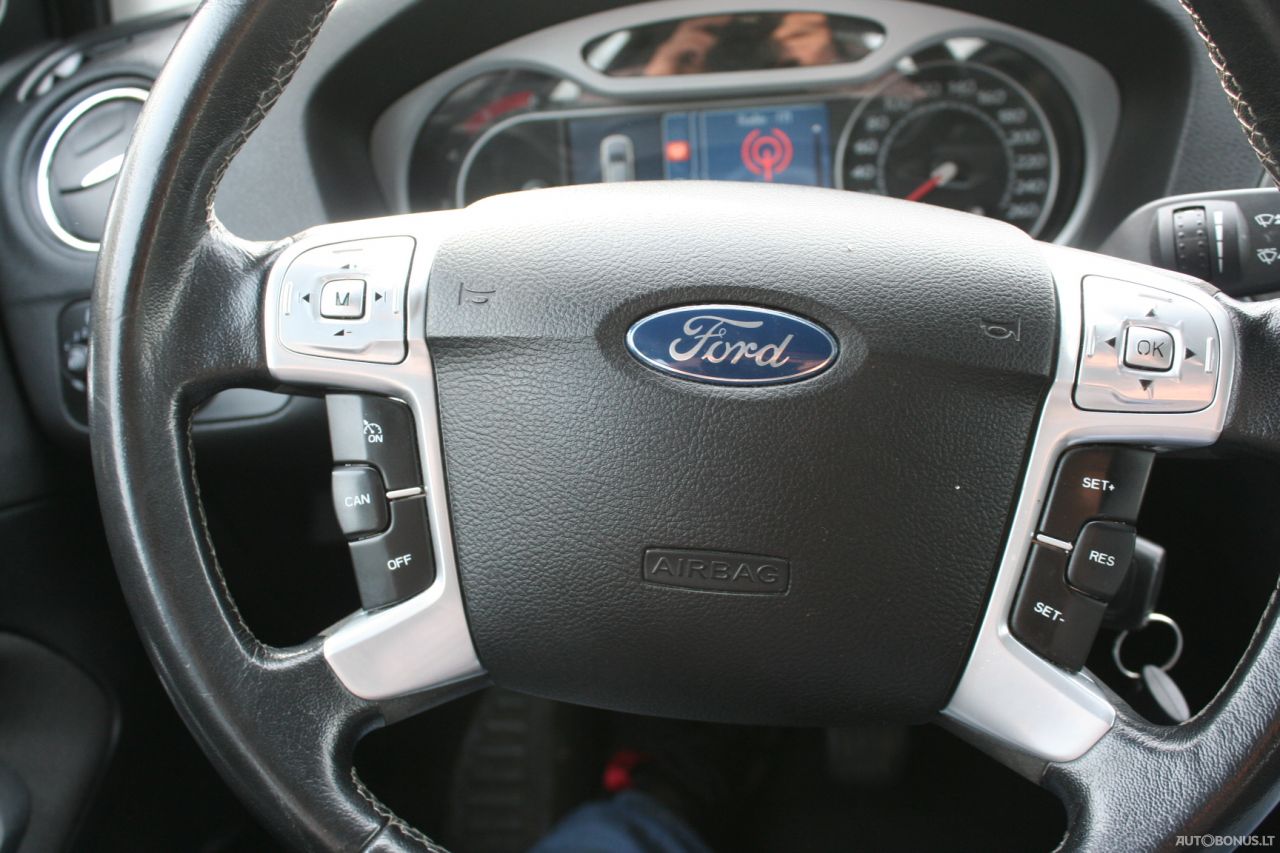 Ford Mondeo | 12