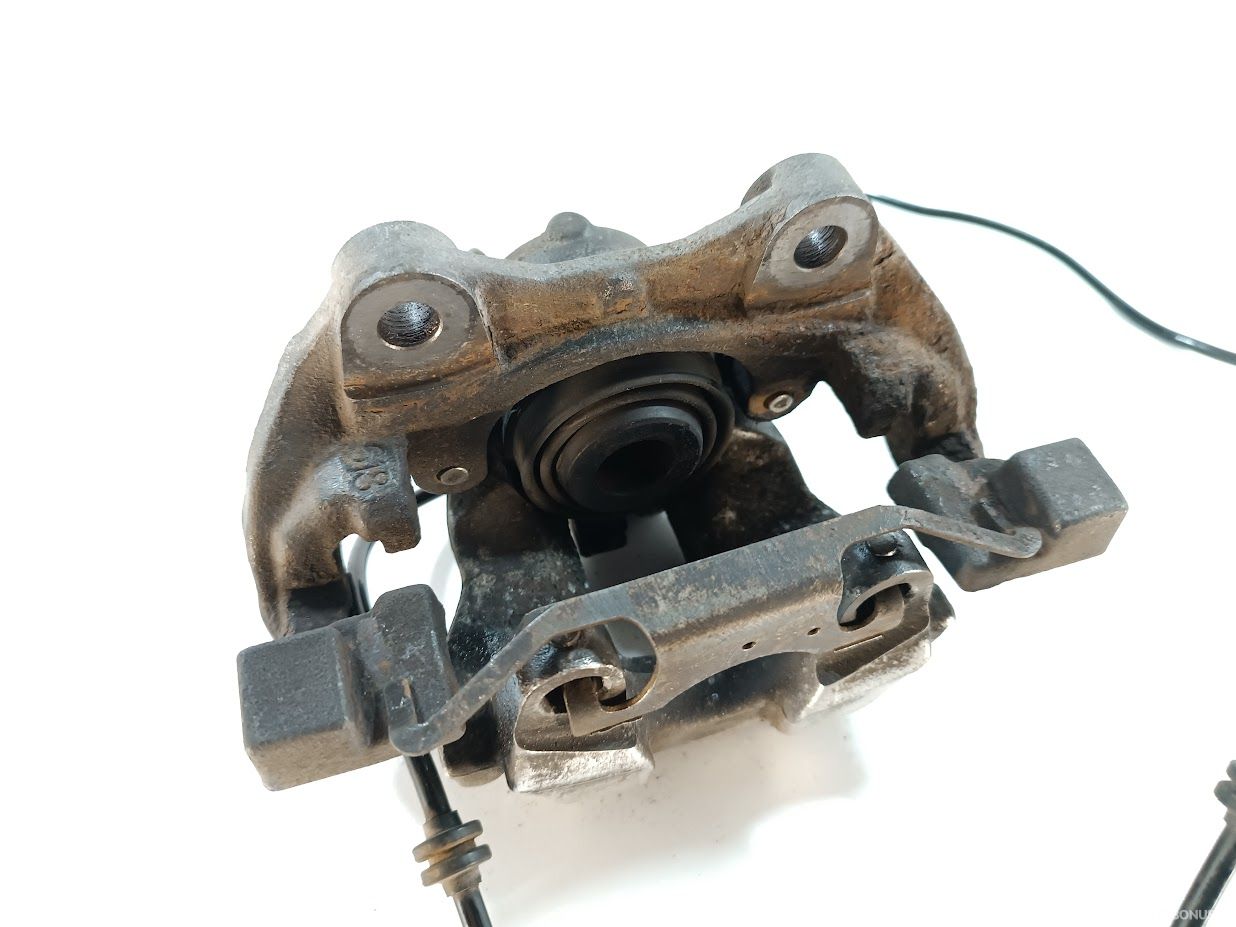 Mercedes-Benz E200, Sedanas | 8