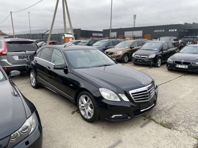 Mercedes-Benz E350 | 3