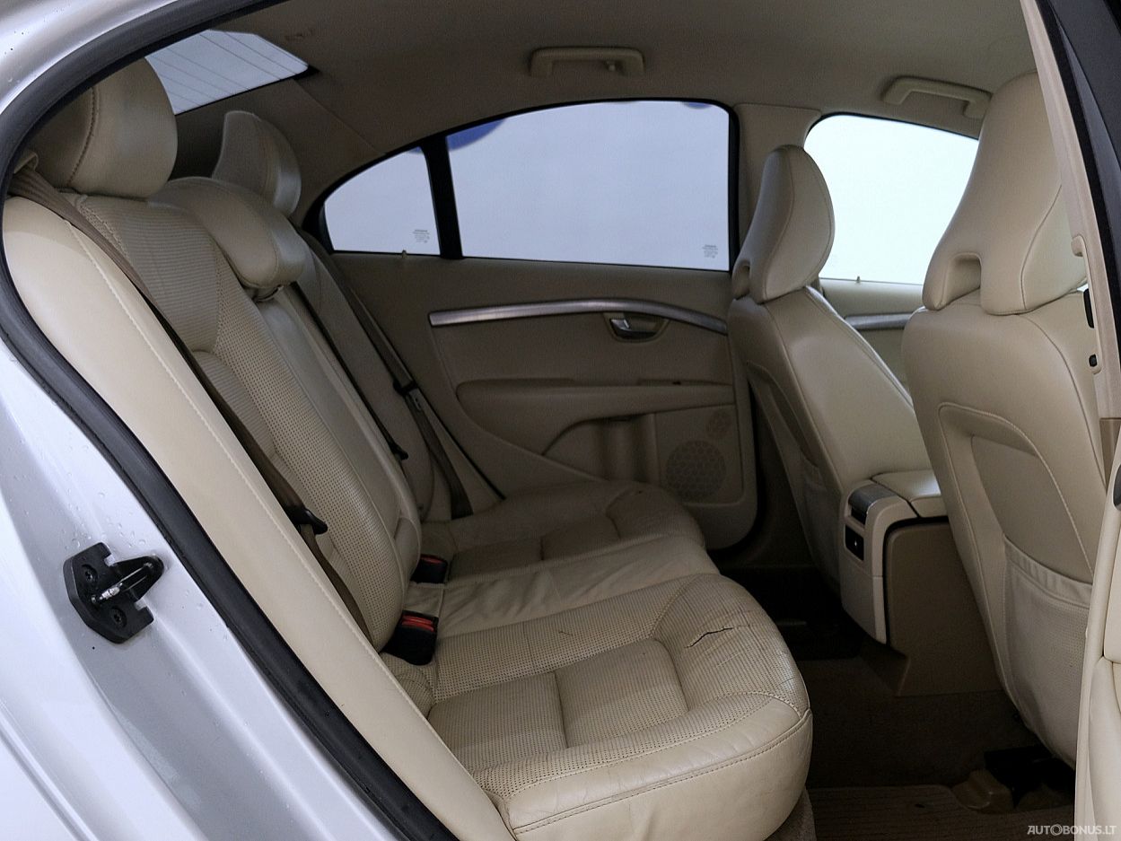 Volvo S80 | 4