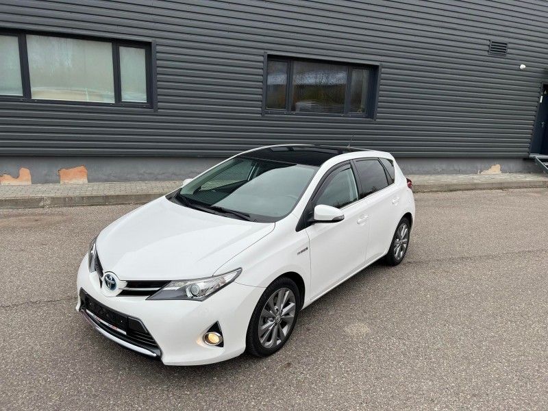 Toyota Auris | 1