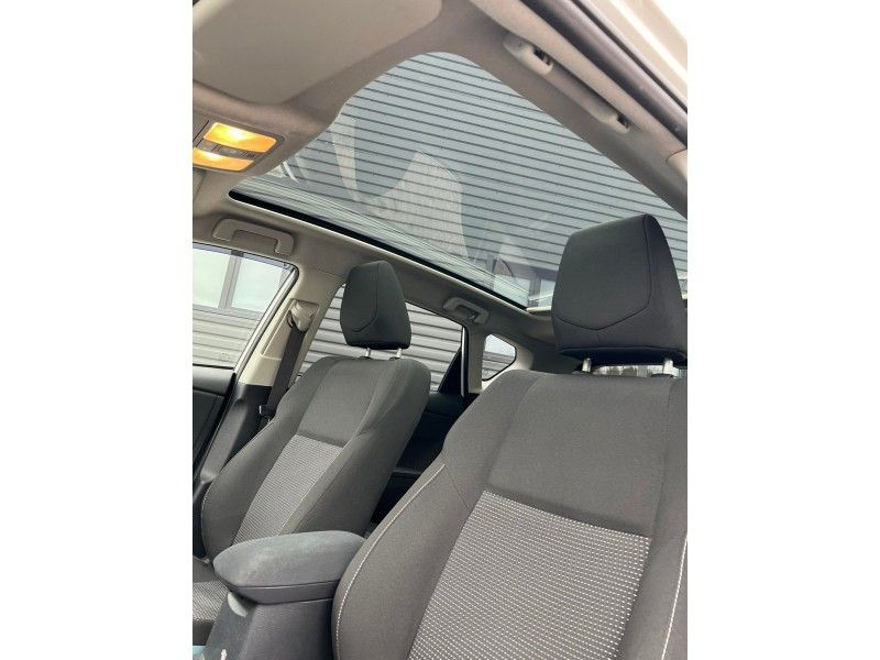 Toyota Auris | 9