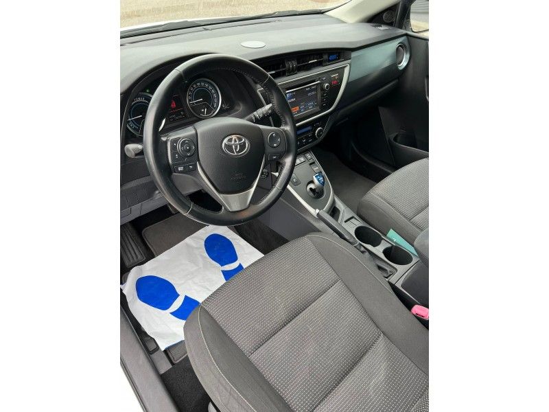 Toyota Auris | 6
