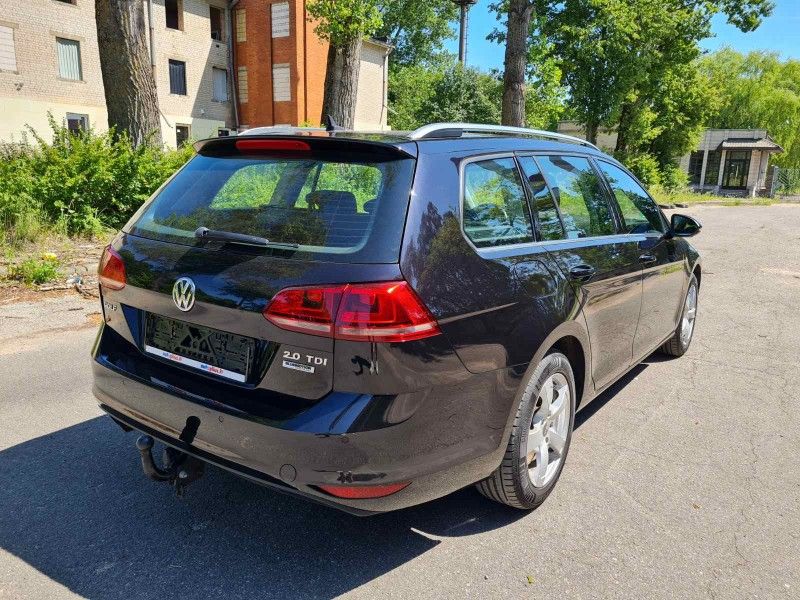 Volkswagen Golf | 2