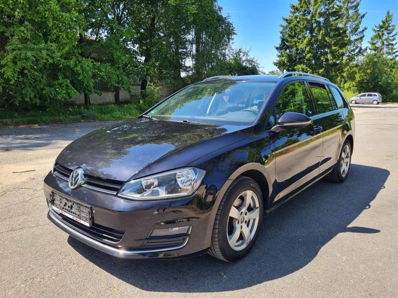Volkswagen Golf | 1