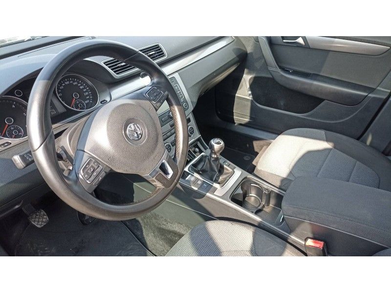 Volkswagen Passat | 4