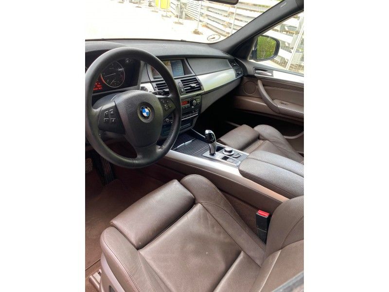 BMW X5 | 6