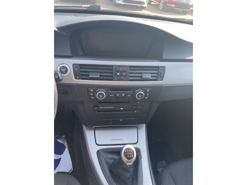 BMW 330 | 4
