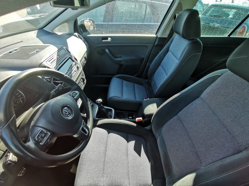 Volkswagen Golf | 6