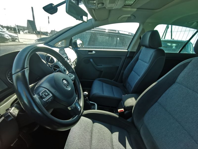 Volkswagen Golf | 5