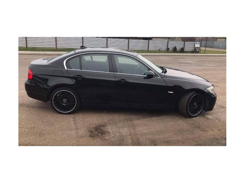 BMW 325