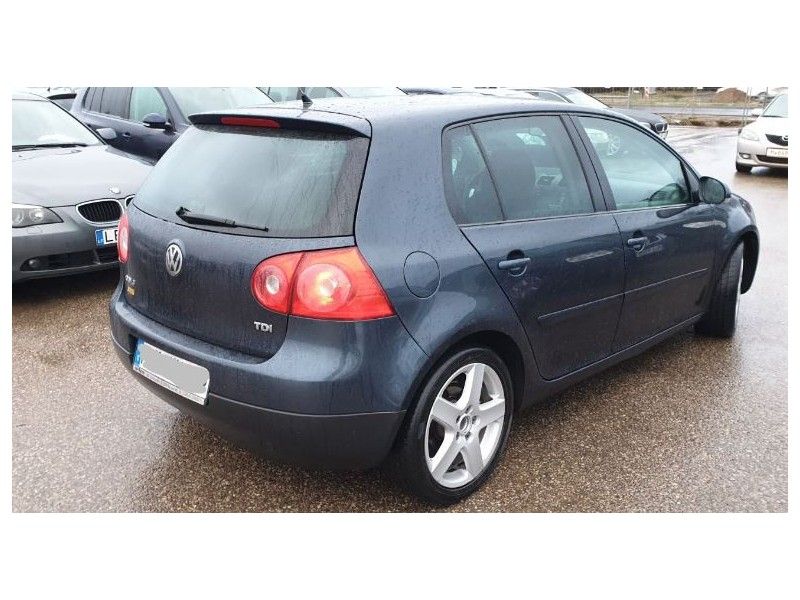 Volkswagen Golf | 6