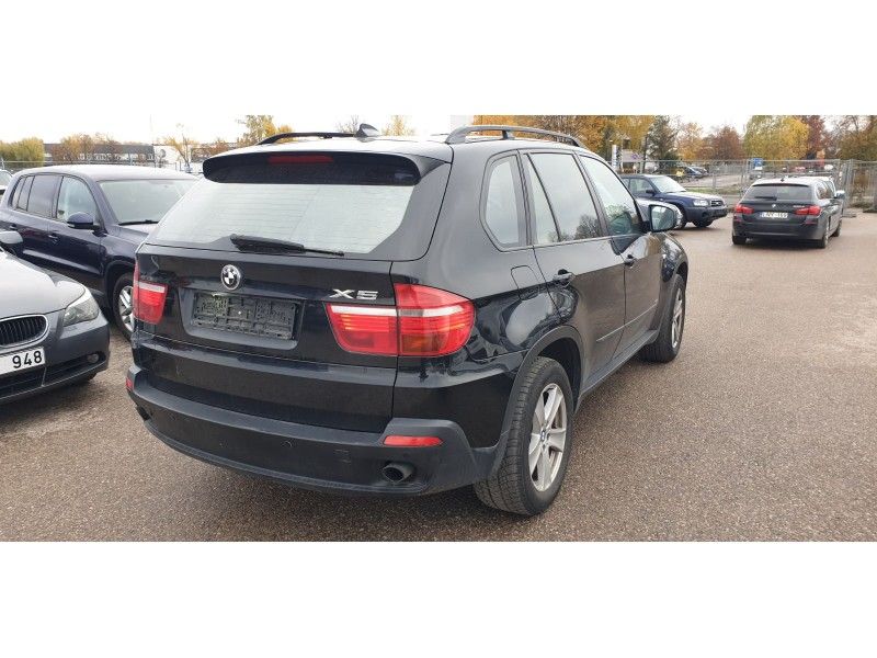 BMW X5 | 2