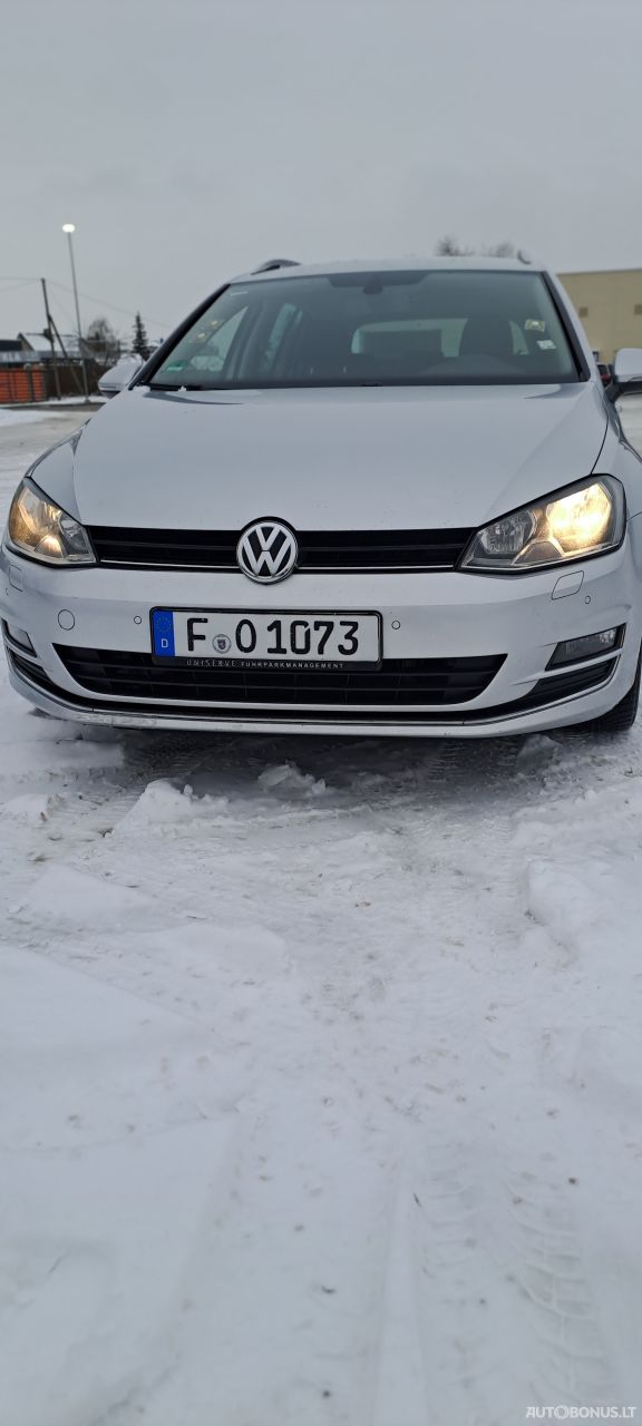 Volkswagen Golf | 2