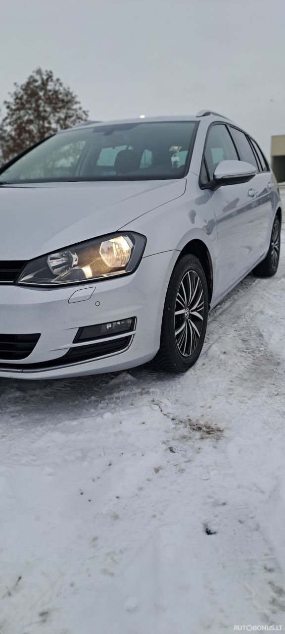 Volkswagen Golf | 5