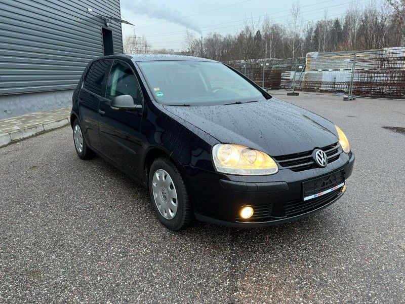 Volkswagen Golf | 1